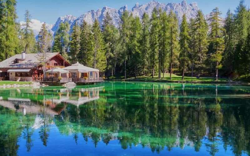 Dolomitok-tavai egynapos kirándulás: Misurina, Braies és Cortina