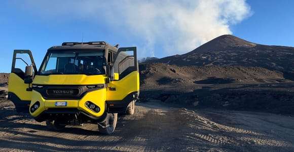 Mont Etna : Cratères supérieurs du nord : visite guidée en 4x4 avec trekking