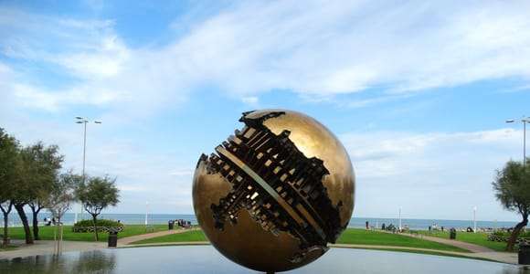 PESARO private tour: town of ceramics & Gioachino Rossini
