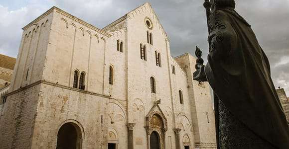 Bari: visita guiada a la basílica y la cripta de San Nicolás