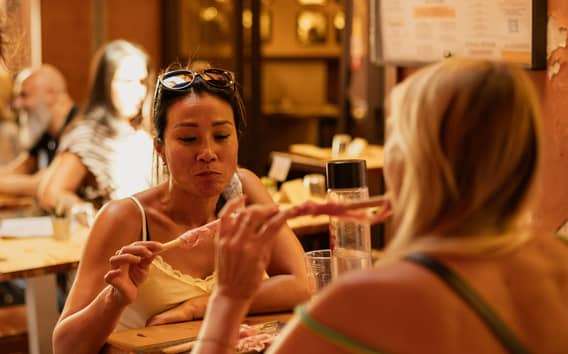 Streetfood-Tour Bologna: Crescentine, Tigelle, Mortadella
