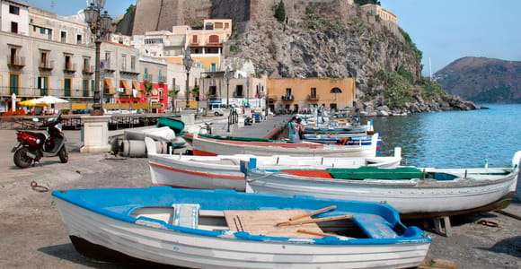 De Taormina: Mini-cruzeiro guiado pelas Eólias de Lipari e Vulcano