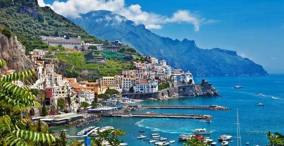 Au départ de Salerne : Croisière touristique d'une journée sur la côte amalfitaine
