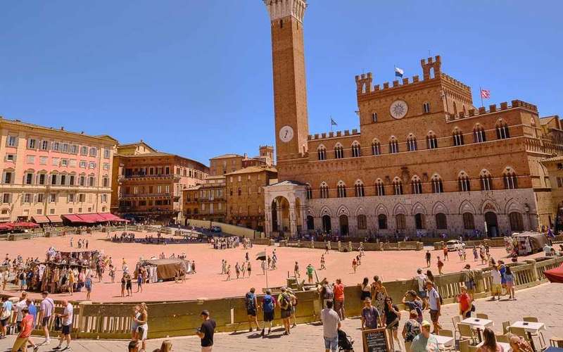 Firenze: Siena, San Gimignano és Monteriggioni túra