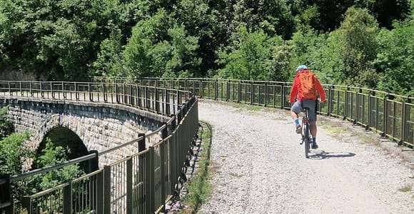 Spoleto: Spoleto-Norcia Old Railway E-Bike Tour