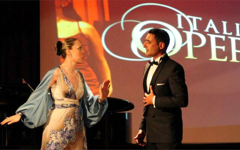 Taormina: Opera Performance & Prosecco at Nazarena Theater