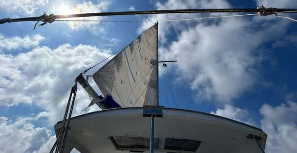 Palermo: tour en barco de un día completo para hacer snorkel con comida y vino