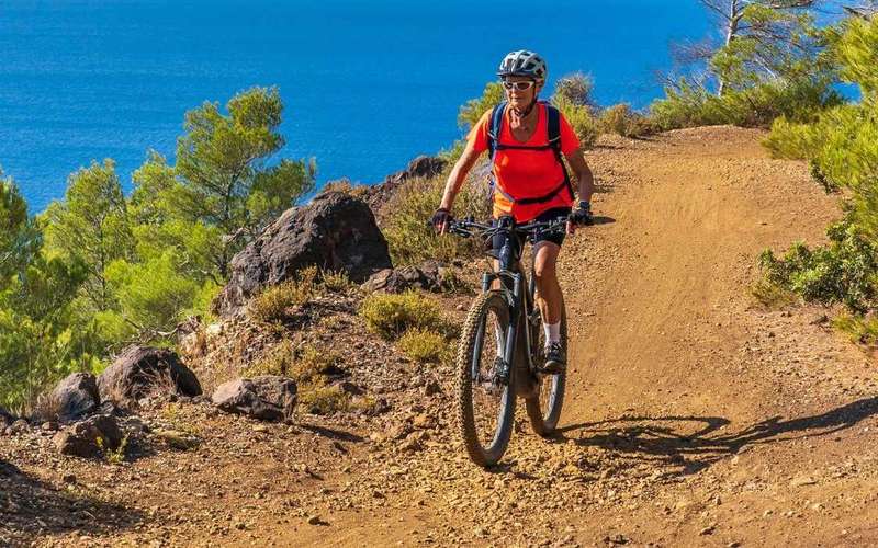 Elba Island and Capoliveri Mines: Virtual-Guided eBike Tour