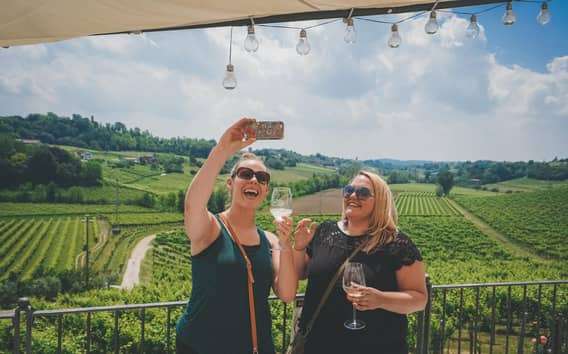 Desde Venecia: Excursión a las Colinas del Prosecco y Cata de Vinos