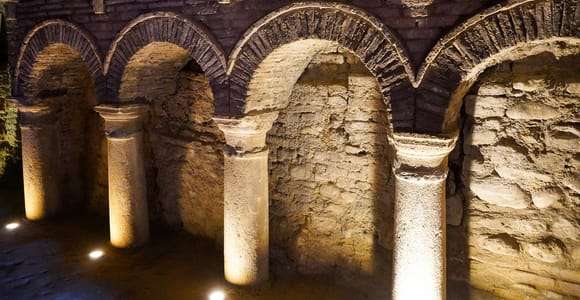 Santarcangelo: Tour of the medieval village and the ancient caves