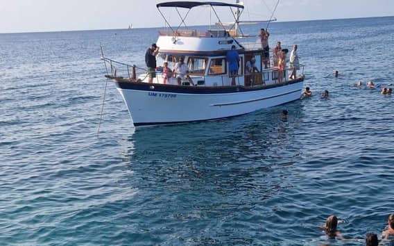 Paseo en barco de Umag a Savudrija con baño y delfines