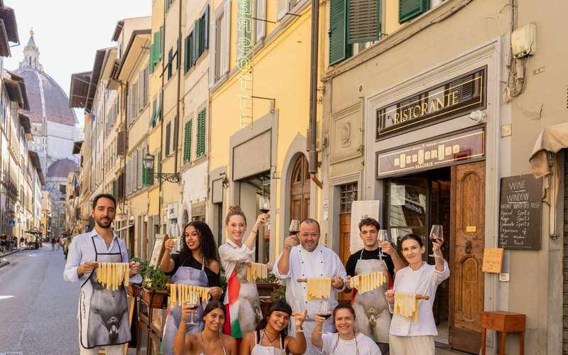 Gasztronómiai Firenze: történelem, bor, tészta, tiramisu