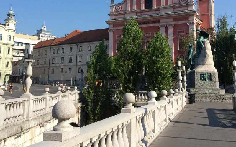 Kis csoportos (max. 6 fő) túra: Ljubljana rejtett kincsei Koperből