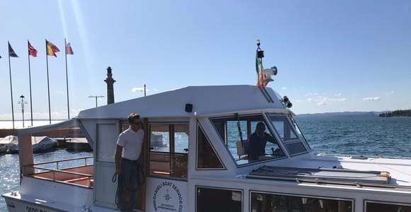 Lac de Garde : croisière guidée de 4 heures en bateau avec arrêt à Sirmione