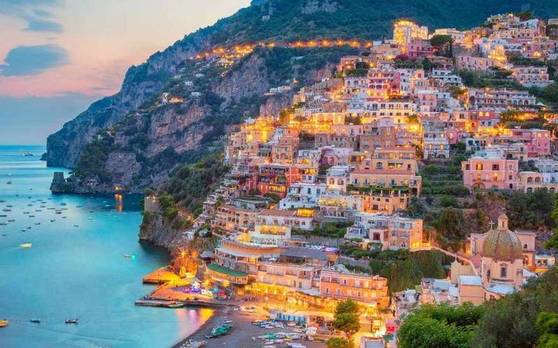 Amalfi-parti túra minibusszal Szorrentótól Ravellóig