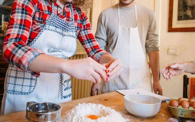 Tészta- és tiramisu-főzőkurzus bergamói otthonban