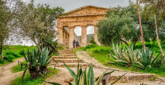 Excursión de un día a Segesta, Erice y las Salinas desde Palermo