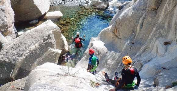 Champdepraz: Torrente Chalamy Descenso de barrancos en familia