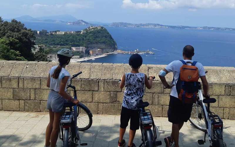 Napoli: tour guidato in bici del meglio della città