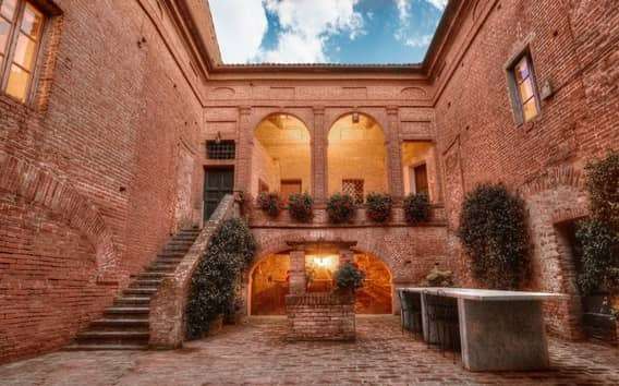 Cata de Brunello y almuerzo en un castillo de Montalcino