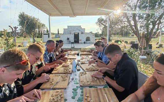 Curso de pasta fresca en Brindisi con cena y cata de aceite