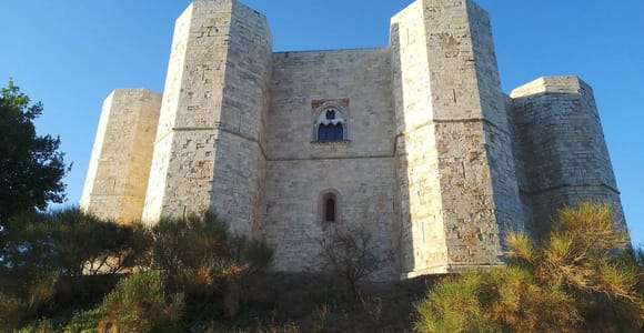Prywatna wycieczka do Castel del Monte: Korona Włoch