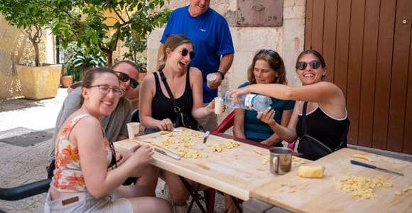 Bari: Recorrido en bici y experiencia de elaboración de pasta