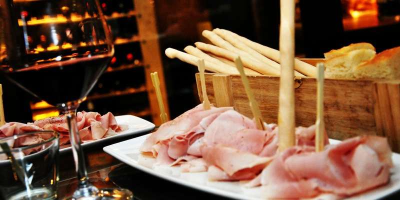 Baessato Wine Bar