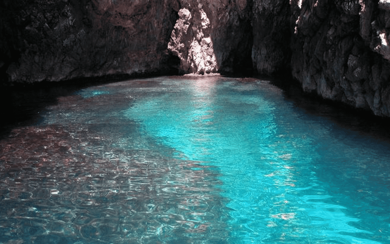 Santa Maria di Leuca: Tour en barco por las cuevas
