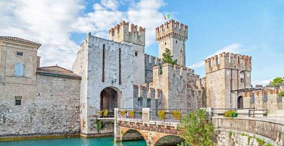 Desde Venecia: Verona, Sirmione y Lago de Garda con crucero en barco