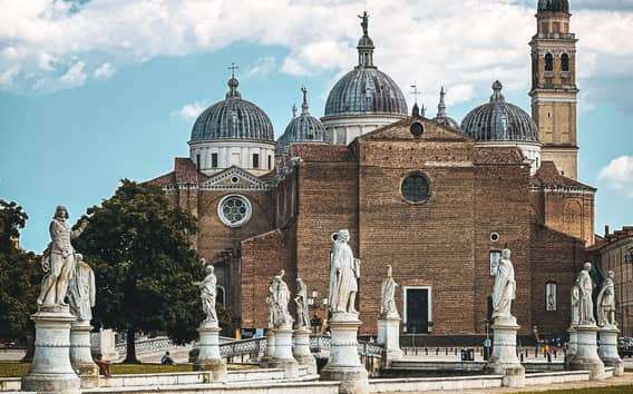 Tour a pie por Padua con guía local y café Pedrocchi