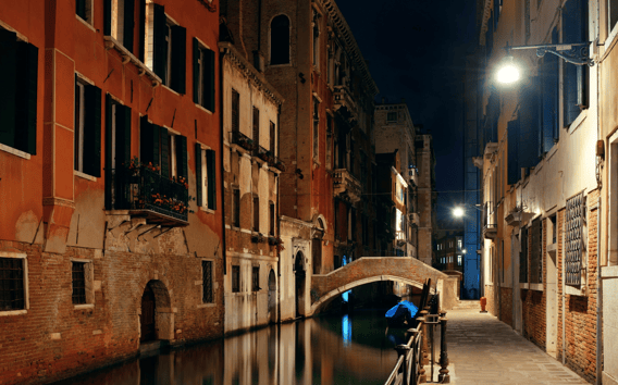 Venecia: Tour de Crímenes, Leyendas y Misterios al Atardecer