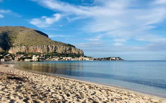 Passeio de van por Monreale, Catacumbas e Mondello