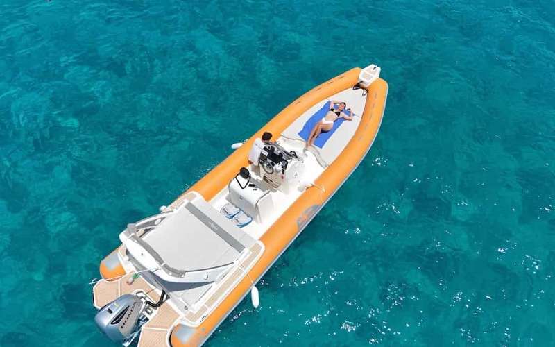 Hajóút Palermóból Capo Gallóba snorkelezéssel