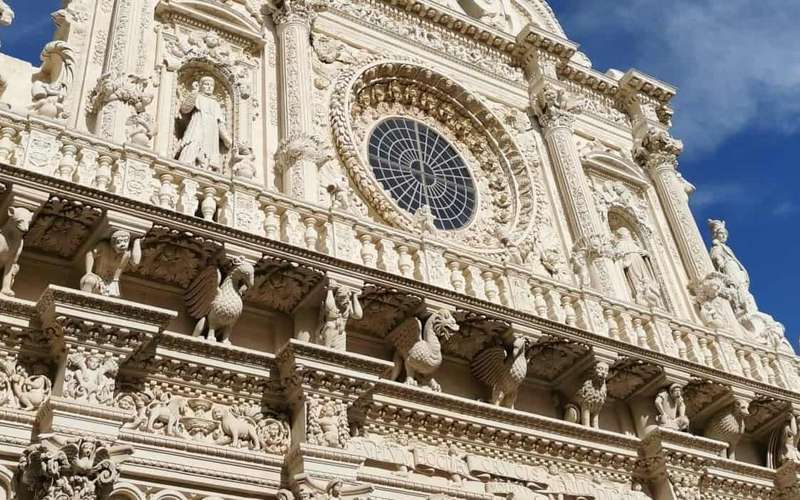Lecce barokk sétatúra földalatti termekkel