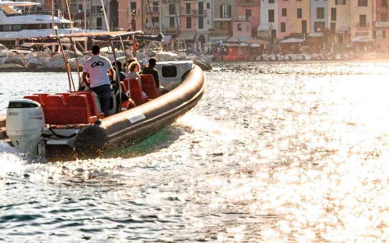 Portoveneri hajókirándulás La Spezia-ból három sziget mellett