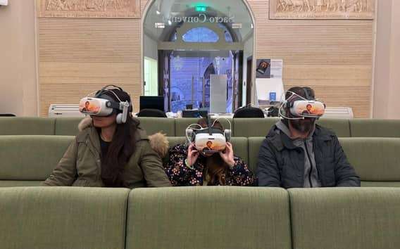Con Francesco: VR-Erlebnis über Franziskus in Assisi