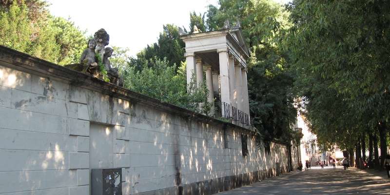 Petrarca tér