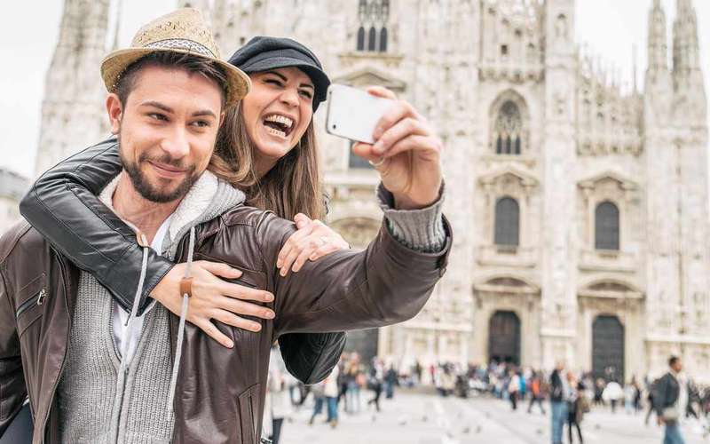 Milan: Exclusive Private Journey Through Local Icons