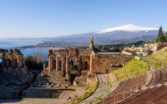 Von Catania aus: Tagestour zum Ätna und nach Taormina