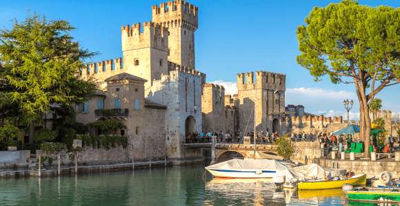 Desde Venecia: Excursión a Verona y Crucero por el Lago de Garda