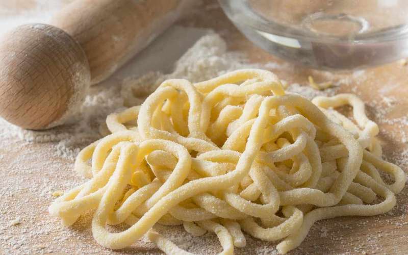 Siena: tésztakészítő és tiramisu-kurzus egy helyi otthonában
