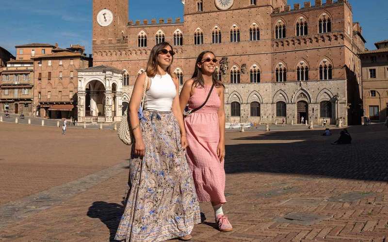 Firenze: San Gimignano, Siena, Chianti és borkóstolós ebéd