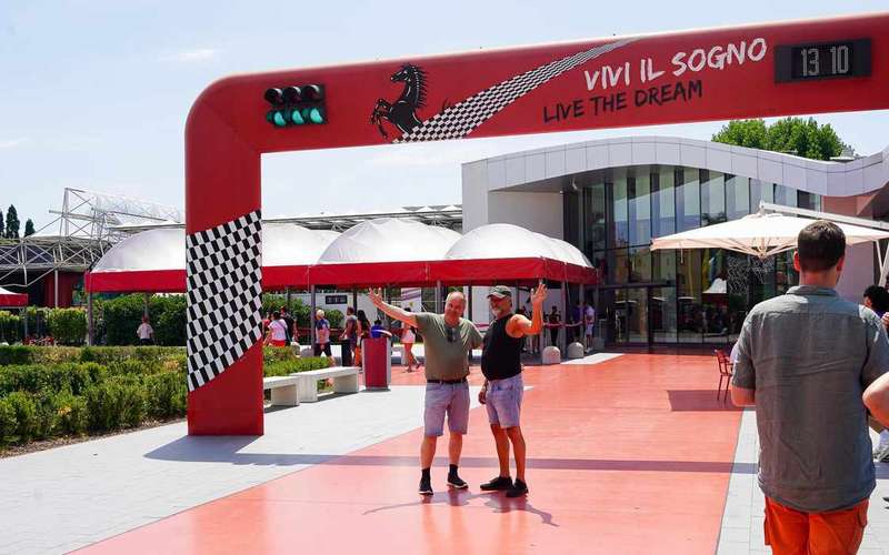 Ferrari Múzeum és próbavezetés Maranellóban