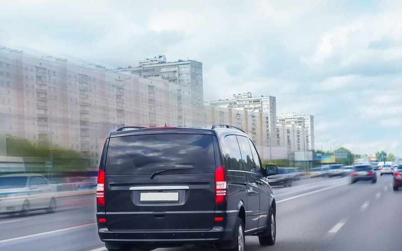 Transzfer a ravennai hajóskikötőtől a velencei repülőtérre, V-Class
