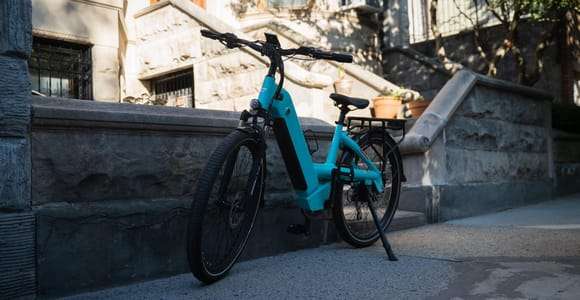 Bergamo and Città Alta: Guided Tour by E-BIKE