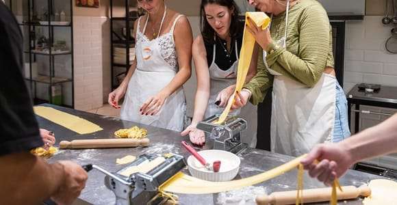 Florenz: Pasta- und Dessert-Kochkurs mit Getränken