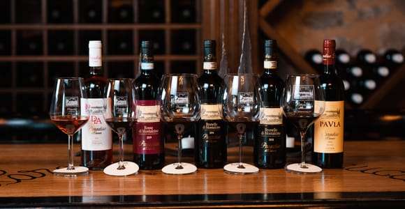 Montalcino: Soukromá prohlídka sklepa, degustace vín a předkrmy