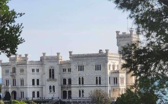 Miramare: El castillo más romántico, bello y triste.