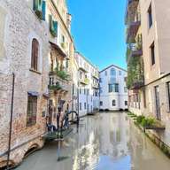 Treviso: Visita guidata a piedi con vino selezionato, cicchetto e caffè di benvenuto